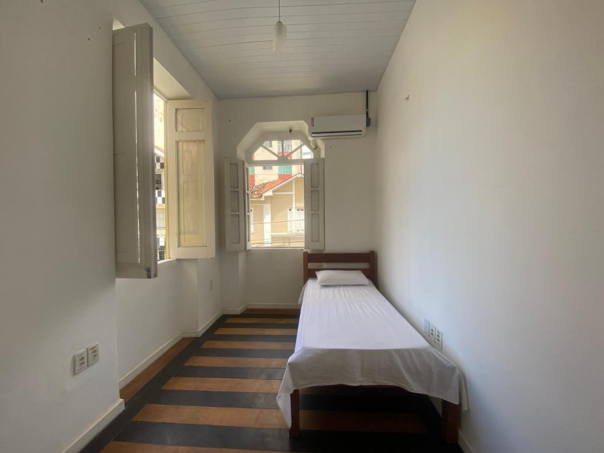 Hostal Sunflower *