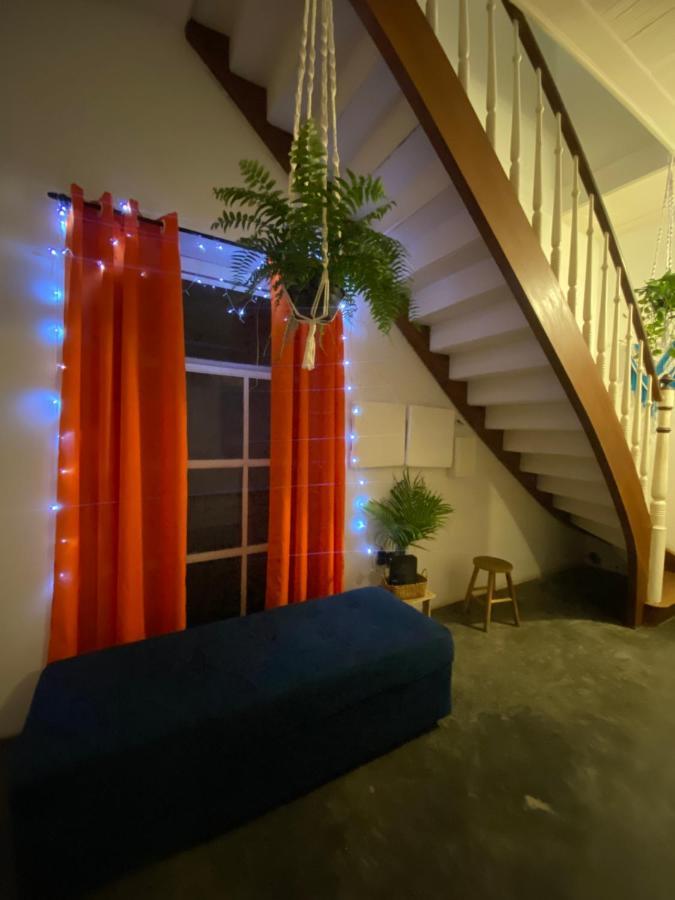 Sunflower Hostel *
