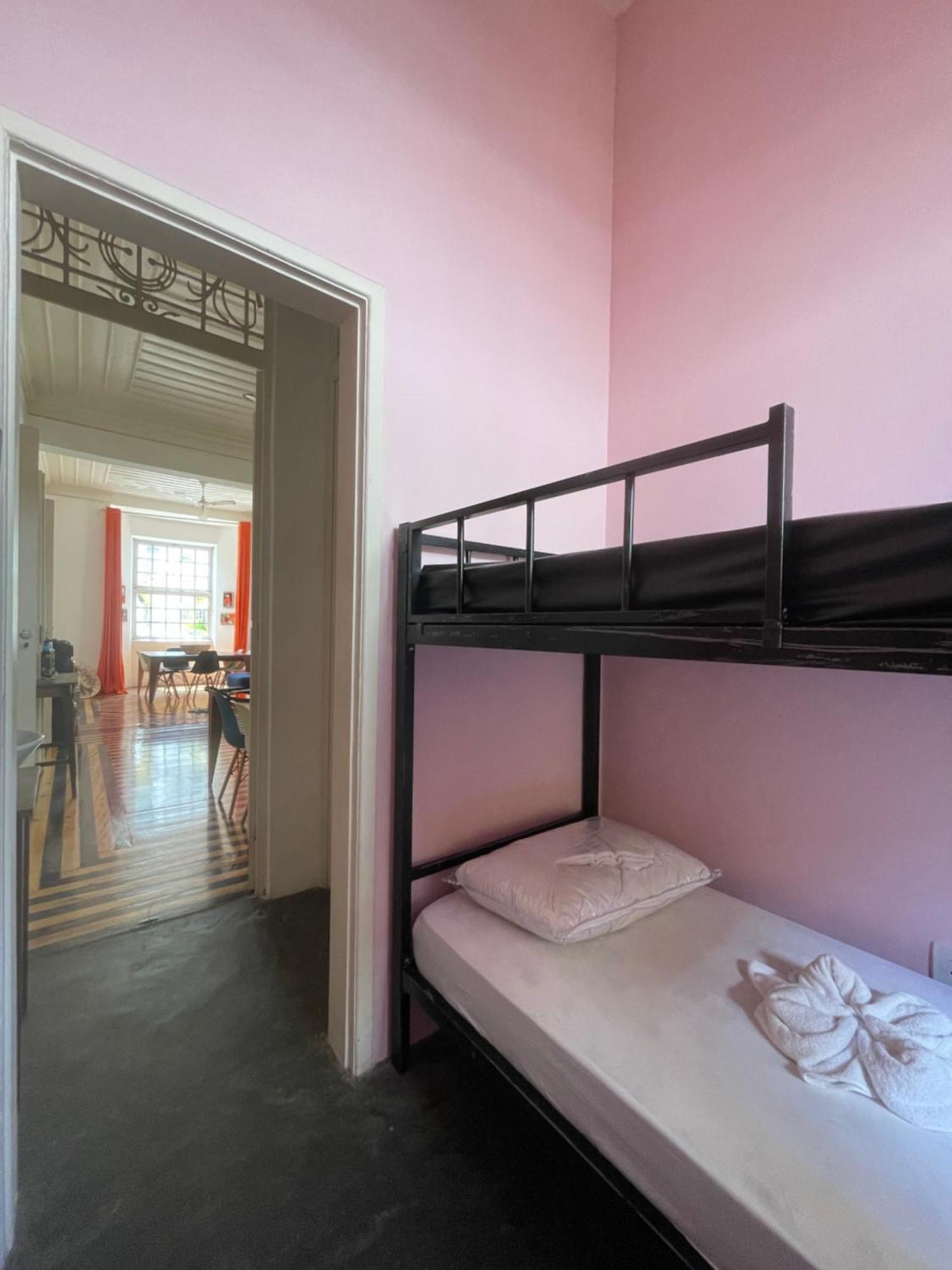 Sunflower Hostal